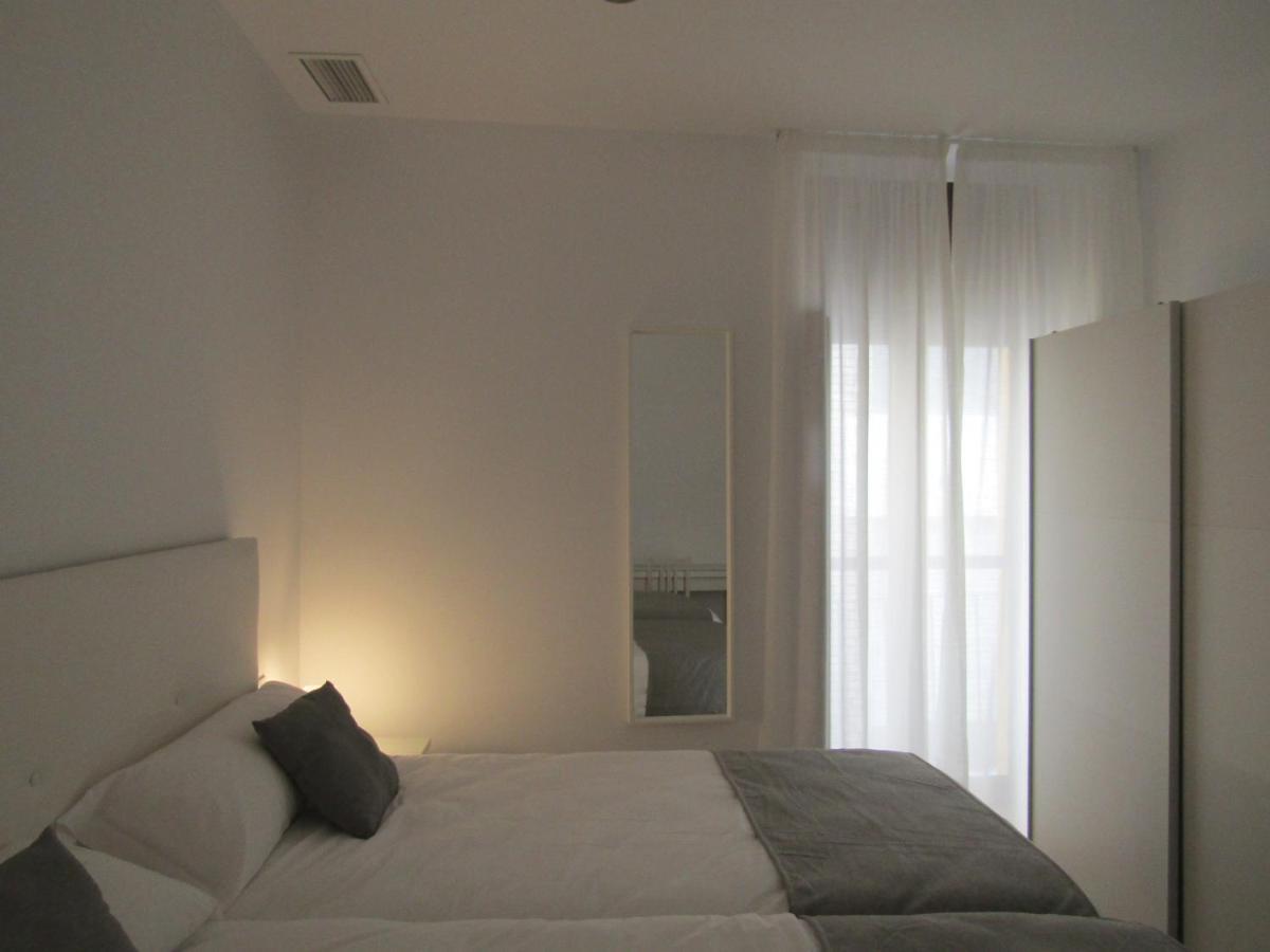 Apartamentos Santa Maria 15 Jerez de la Frontera Exterior photo